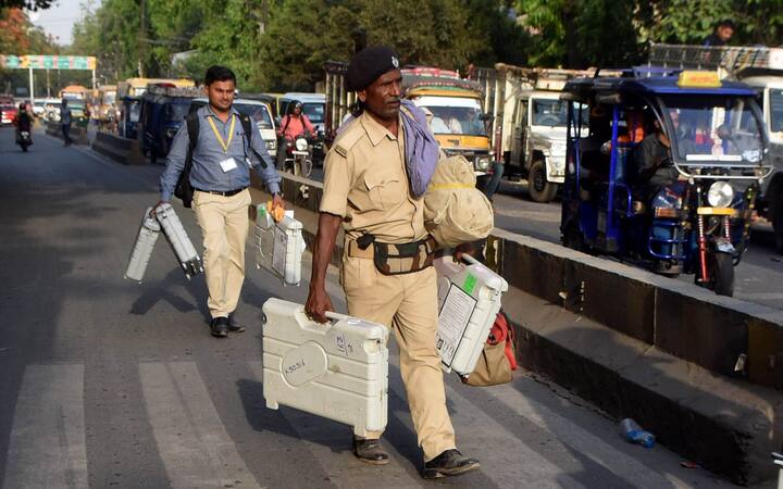 राजनीतिक कार्यकर्ताओं के निवास पर इफ्तार पार्टी या ऐसी ही कोई अन्य पार्टी आयोजित नहीं की जा सकती है जिसका खर्चा सरकारी कोष से किया जाए.