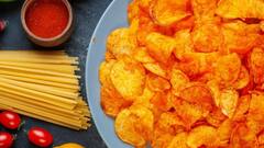 स्किन के लिए जानें कैसे खतरनाक है प्रोसेस्ड और फ्राइड फूड