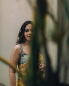 Bhavani Sre Photos : அடடே நம்ம ஜி.வி.பிரகாஷ் தங்கையா இது? நடிகை பவானி ஸ்ரீயின் ஜொலிக்கும் புகைப்படங்கள்!