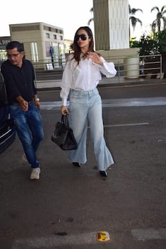 व्हाइट शर्ट और ब्लू डेनिम में मलाइका ने दिखाया स्वैग, पति संग माधुरी दीक्षित भी लगीं स्टाइलिश