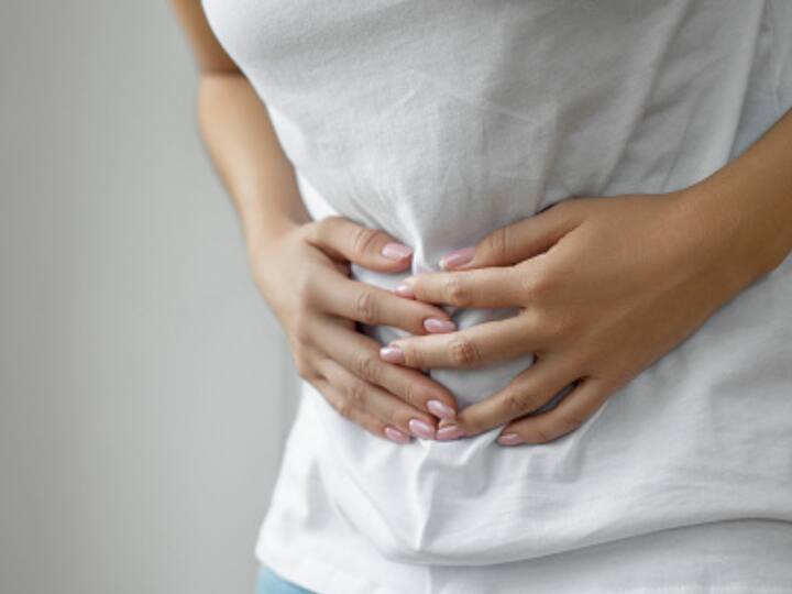 Chronic pain is defined as persistent pain that lasts for three months and can be caused by an initial injury, illness, medical treatment, inflammation, or even arise without any clear cause. Living with unrelenting pain can significantly impact one's quality of life and lead to problems with sleep, mood, work, and relationships. While pain medications are often used to treat chronic pain, they come with side effects and risks.    There are several natural ways to help manage chronic pain that are safe and can be effective when used consistently. Here are some of them:  (Image source: getty images)