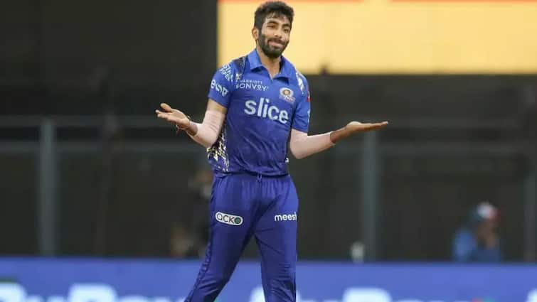 Jasprit Bumrah in IPL: மும்பை இந்தியன்ஸ் அணிக்காக பும்ரா செய்த ரெக்கார்ட்! முதல் விக்கெட் யாருடையது தெரியுமா? IPL 2024 Jasprit Bumrah IPL Stats Records Performance IPL Team Mumbai Indians Know Full Details Jasprit Bumrah in IPL: மும்பை இந்தியன்ஸ் அணிக்காக பும்ரா செய்த ரெக்கார்ட்! முதல் விக்கெட் யாருடையது தெரியுமா?
