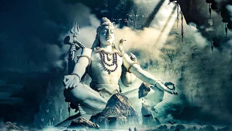 Maha Shivaratri 2024 Symbolism behind form shiva and  importance of  things which stay with mahadev know in telugu Symbolism Behind form Shiva:  శివుడు రూపం వెనుకున్న ఆంతర్యం తెలిస్తే ఆశ్చర్యపోతారు!