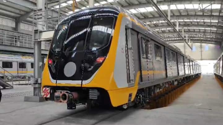 PM Modi to inaugurate virtually Agra Metro on 6 March from West Bengal ANN Agra Metro Inauguration: आगरा में खत्म हुआ मेट्रो का इंतजार, इस दिन पीएम नरेंद्र मोदी करेंगे उद्घाटन