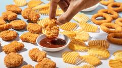 स्किन के लिए जानें कैसे खतरनाक है प्रोसेस्ड और फ्राइड फूड