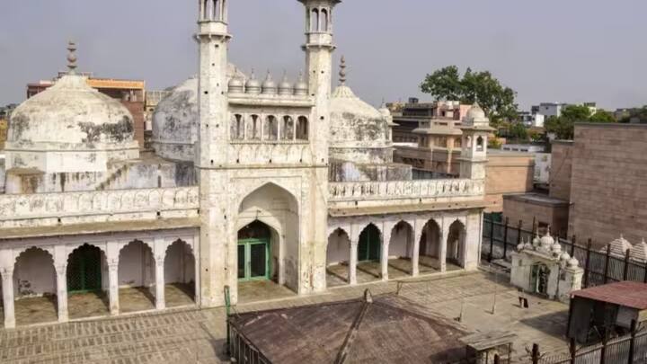 permission sought from Varanasi Court for repair of Gyanvapi Vyas Ji Tehkhan roof ANN Gyanvapi Case: ज्ञानवापी मामले में एक और याचिका दाखिल, व्यास जी के तहखाने की छत पर मरम्मत की मांग