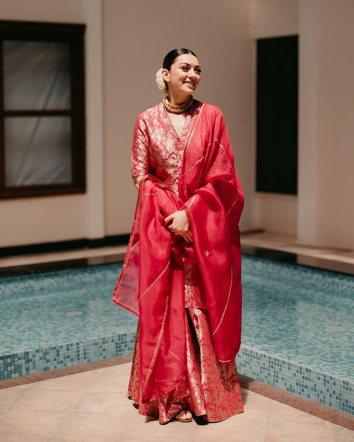 இதனையடுத்து ஹன்சிகா, தீவிர பிரமோஷன் பணிகளில் ஈடுபட்டு வருகிறார்.