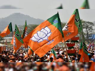 Gujarat Politics 2023:  ભાજપનું ઑપરેશન લોટસ,સૌરાષ્ટ્રમાં કોંગ્રેસના વધુ એક દિગ્ગજ નેતા કરશે કેસરીયા