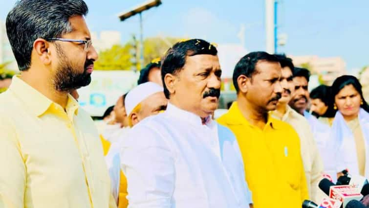 Former Minister tdp leader Ganta Srinivasa Rao Serious Comments On Jagan vision Visakha comments Ganta Srinivas On Jagan: 'జగన్‌ను విశాఖ ప్రజలు విశ్వసించరు- చివరి దశలో విజన్ వైజాగ్ సదస్సా' : మాజీ మంత్రి గంటా