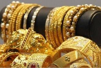 gold-prices-to-touch-70000-rupees-per-10-gram-by-end-of-2024 Gold Prices: মেটাল বাজারে রেকর্ড,চলতি বছরেই সোনা ছোঁবে ৭০ হাজার ? এখন কিনবেন ?