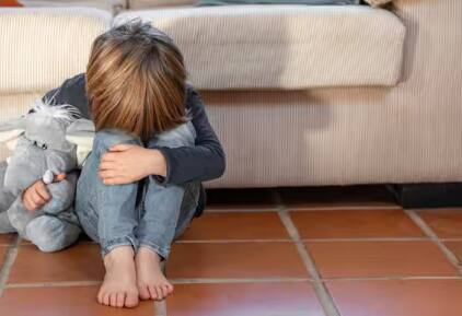 ਸਮਝੋ ਉਨ੍ਹਾਂ ਦੀਆਂ ਲੋੜਾਂ: ਬੱਚੇ ਕਈ ਕਾਰਨਾਂ ਕਰਕੇ ਰੋਂਦੇ ਹਨ, ਜਿਵੇਂ ਕਿ ਭੁੱਖ, ਥਕਾਵਟ, ਜਾਂ ਬੇਅਰਾਮੀ। ਇਹ ਸਮਝਣ ਦੀ ਕੋਸ਼ਿਸ਼ ਕਰੋ ਕਿ ਤੁਹਾਡਾ ਬੱਚਾ ਕਿਉਂ ਰੋ ਰਿਹਾ ਹੈ ਅਤੇ ਉਸ ਦੀਆਂ ਲੋੜਾਂ ਪੂਰੀਆਂ ਕਰੋ।