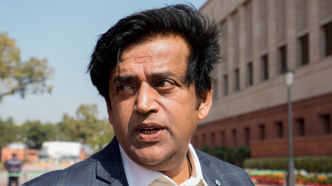 Lok Sabha Election 2024: 'युवराज मुंह में चांदी का चम्मच लेकर पैदा हुए हैं', अखिलेश-राहुल पर बीजेपी सांसद रवि किशन का तंज Lok Sabha Election 2024 UP BJP MP Ravi Kishan Attack on Rahul Gandhi and Akhilesh Yadav Lok Sabha Election 2024: 'युवराज मुंह में चांदी का चम्मच लेकर पैदा हुए हैं', अखिलेश-राहुल पर बीजेपी सांसद रवि किशन का तंज