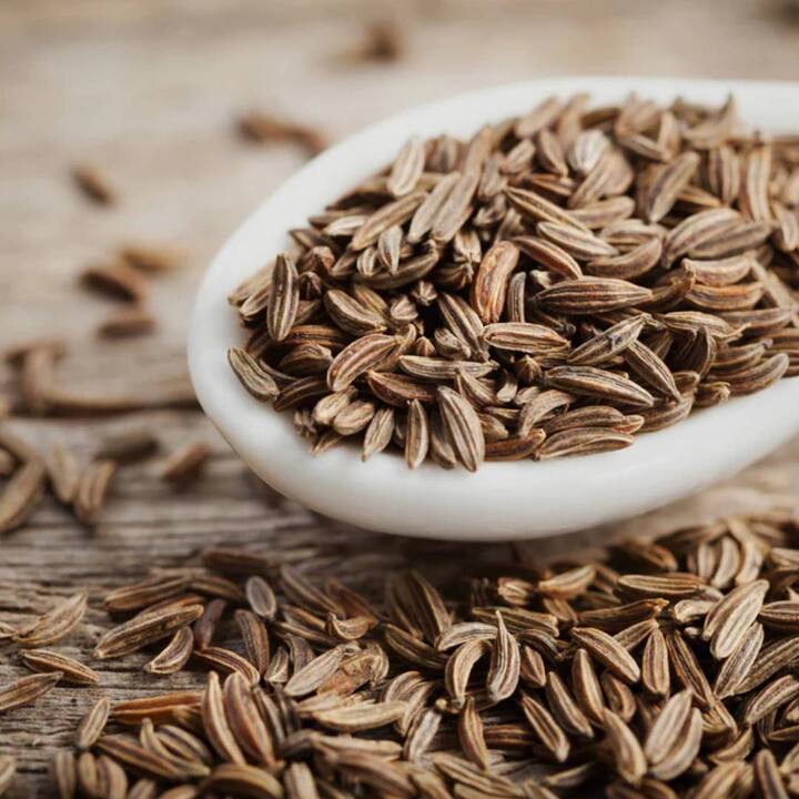 Cumin Seed: ਜੀਰੇ ਦੀ ਵਰਤੋਂ ਭੋਜਨ ਨੂੰ ਸਵਾਦਿਸ਼ਟ ਬਣਾਉਣ ਲਈ ਕੀਤੀ ਜਾਂਦੀ ਹੈ। ਇਹ ਮਸਾਲਾ ਸਿਰਫ਼ ਸੁਆਦ ਹੀ ਨਹੀਂ ਸਗੋਂ ਸਿਹਤ ਲਈ ਵੀ ਫਾਇਦੇਮੰਦ ਹੈ।