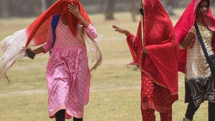 Tamil Nadu will continue to experience dry weather for the next one week, according to the Meteorological Department. TN Weather Update: 40 டிகிரி செல்சியஸை நெருங்கும் வெப்பநிலை.. தவிப்பில் மக்கள்.. இனி எப்படி இருக்கும்?