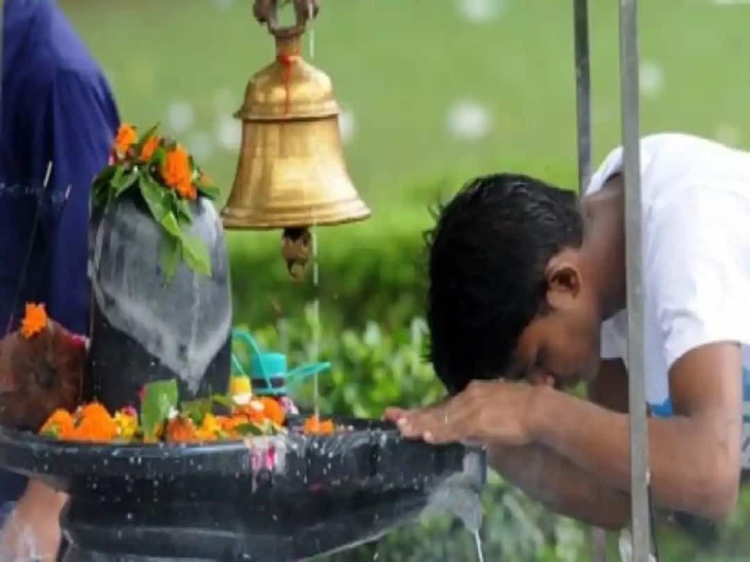 Abhishek at this auspicious time of Mahashivratri its gives special benefits, note the auspicious moment Maha Shivratri 2024: મહાશિવરાત્રિએ ચારેય પ્રહરમાં આ શુભ સમયે અભિષેકથી મળે છે વિશેષ લાભ, નોંધી લો શુભ મૂહૂર્ત