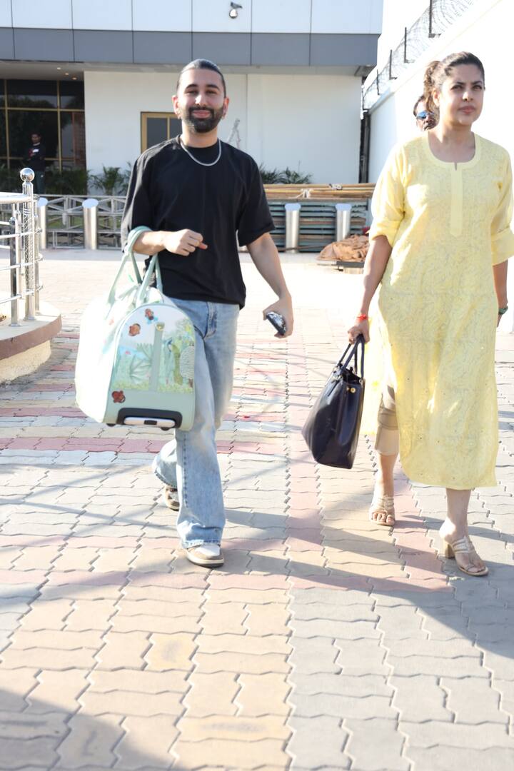 इसके अलावा जाह्नवी के खास दोस्त ओरी को भी हाल ही में जामनगर एयरपोर्ट पर स्पॉट किया गया है.