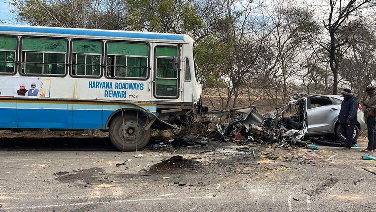 rewari-road-accident-five-people-died-in-bus-and-car-collide Rewari Road Accident: ਰੇਵਾੜੀ ‘ਚ ਬੱਸ ਅਤੇ ਕਾਰ ਦੀ ਹੋਈ ਟੱਕਰ, ਪੰਜ ਲੋਕਾਂ ਦੀ ਮੌਕੇ ‘ਤੇ ਗਈ ਜਾਨ