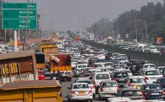 Traffic Rules: ट्रैफिक का ये नया नियम नहीं जानते होंगे आप, कट सकता है मोटा चालान