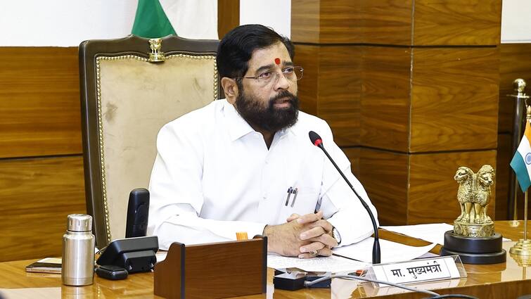 Pune Porsche Accident Case Parents of dead children in Pune Accident met CM Eknath Shinde 10 lakh each to families of the deceased as special letter from CM Relief Fund Know All Details पुणे पोर्शे हिट अँड रन प्रकरणातील मृतांच्या कुटुंबीयांना 10 लाखांची मदत, एकनाथ शिंदे अश्विनी-अनिसच्या वडिलांना म्हणाले....