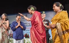 Mukhyamantri Mahila Samman Yojana: महिलाओं को हर साल 12 हजार रुपये देने के लिए कितना खर्च कर रही दिल्ली सरकार