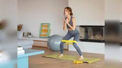 जिम के चक्कर लगाए बिना हो सकते हैं फैट से फिट, बस आज से शुरू कर दें ये एक्सरसाइजेज़