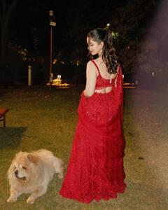 Sara Tendulkar : రెడ్​ కలర్​ లెహంగాలో సారా టెండుల్కర్.. మస్త్ క్యూట్​గా ఉందిగా