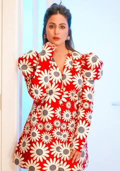 कोई एयरहोस्टेस तो किसी ने कॉल सेंटर में की जॉब, एक्टिंग से पहले ये काम करती थीं टीवी की हसीनाएं