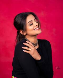 Priyamani Photos : ఫ్యాషన్, స్టైల్ గురించి కొత్త పాటలు చెప్తోన్న ప్రియమణి