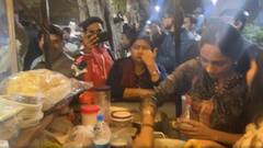 न्याय नहीं मिलने पर दिल्ली विश्वविद्यालय की लेक्चरार बन गई 'पीएचडी पकोड़ा वाली', पढ़ें पूरी स्टोरी