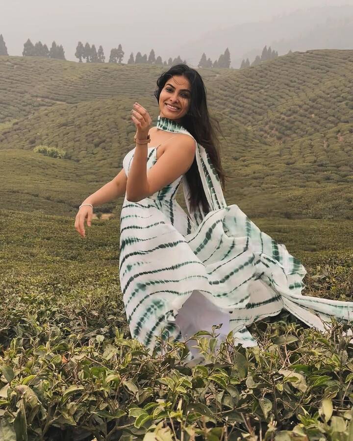 చిరంజీవి గాడ్ ఫాదర్ సినిమాలో దివికి మంచి పాత్రే దక్కింది. పుష్ప2 లోనూ రిపోర్ట్ గా కనిపించనుంది. ఇలా పలు సినిమాల్లో ఛాన్స్ లు దక్కించుకుంటూ క్రేజ్ పెంచుకుంటోంది.