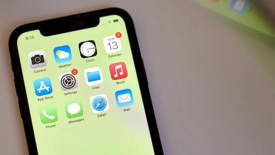 Apple iOS 17.4 Updates : Apple कडूून iOS 17.4 चं नवीन अपडेट; नवीन फीचर्सची लिस्ट पाहिलीत का?