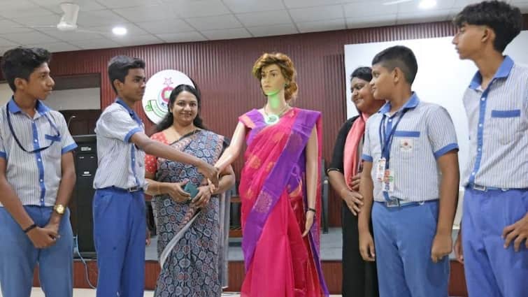 Kerala school makes history with India’s first AI teacher ‘Iris’ Things You Need to Know AI Teacher: ভারতের প্রথম 'এআই শিক্ষিকা' ! কেরলের স্কুলে হাজির 'আইরিস'