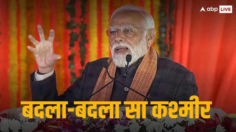 कश्मीर में पांच साल बाद पहुंचे पीएम मोदी, जानें आर्टिकल 370 को लेकर क्या कहा