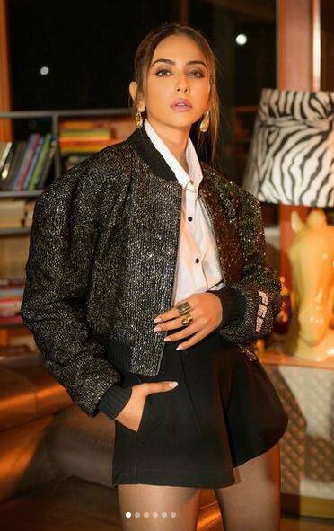 ਇਨ੍ਹਾਂ ਲੇਟੈਸਟ ਤਸਵੀਰਾਂ 'ਚ ਅਦਾਕਾਰਾ ਰਕੁਲ ਪ੍ਰੀਤ ਸਿੰਘ ਬੇਹੱਦ ਸਟਾਈਲਿਸ਼ ਅਤੇ ਖੂਬਸੂਰਤ ਲੱਗ ਰਹੀ ਹੈ। ਤੁਸੀਂ ਦੇਖੋ ਅਦਾਕਾਰਾ ਦੀਆਂ ਗਲੈਮਰਸ ਤਸਵੀਰਾਂ...