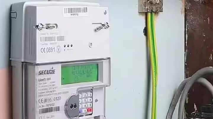 इसके बाद आपको बिजली का इस्तेमाल करने के लिए कनेक्शन को दोबारा जुड़वाना होता है. लेकिन यह फ्री नहीं होता. इसके लिए आपको चार्ज देना होता है.