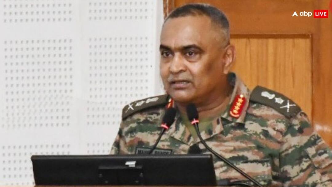 Army Chief Manoj Pande: 'सियासी मकसद के लिए संघर्ष की तरफ लौट रही दुनिया', डिफेंस समिट में बोले आर्मी चीफ मनोज पांडे Army chief General Manoj Pande in NDTV Defence Summit Concerned on World situation return to conflict to achieve political objectives Army Chief Manoj Pande: 'सियासी मकसद के लिए संघर्ष की तरफ लौट रही दुनिया', डिफेंस समिट में बोले आर्मी चीफ मनोज पांडे