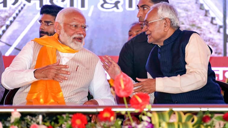 ABP Cvoter Opinion Poll Live Updates 2024 Lok Sabha Elections Bihar Jharkhand Chandigarh NDA INDIA Seats Vote Percentage ABP News-CVoter Opinion Poll: BJP To Repeat 2019 Victory In Bihar, But Silver Lining For Oppn, Says Survey