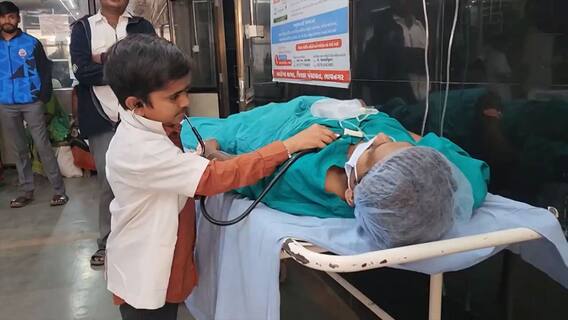 Ganesh Baraiya | Shortest Doctor | మూడు అడుగుల డాక్టర్...ఇతడి కథ తెలిస్తే సెల్యూట్ చేయాల్సిందే |ABP