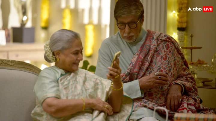 Jaya Bachchan Kissa: अमिताभ बच्चन की पत्नी और एक्ट्रेस जया बच्चन अपनी उम्दा एक्टिंग के साथ तीखे तेवर के लिए जानी जाती हैं. अब हाल ही में उन्होंने सोशल मीडिया से दूरी बनाने की वजह का खुलासा किया है.