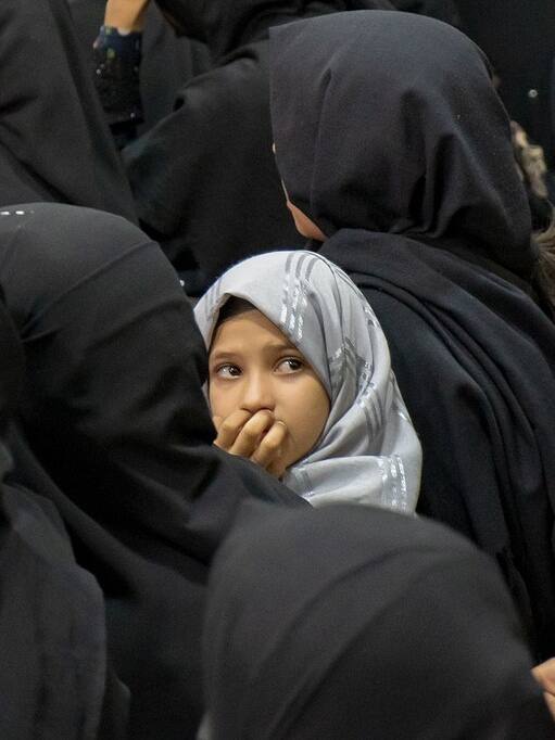 गांधीनगर लोकसभा सीट पर कितनी है मुस्लिमों की आबादी?