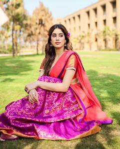 Janhvi Kapoor Pics: જાહ્નવી કપૂરનો સાડી લુક જોઈ ફેન્સને શ્રીદેવીની યાદ આવી, જુઓ સુંદર તસવીરો