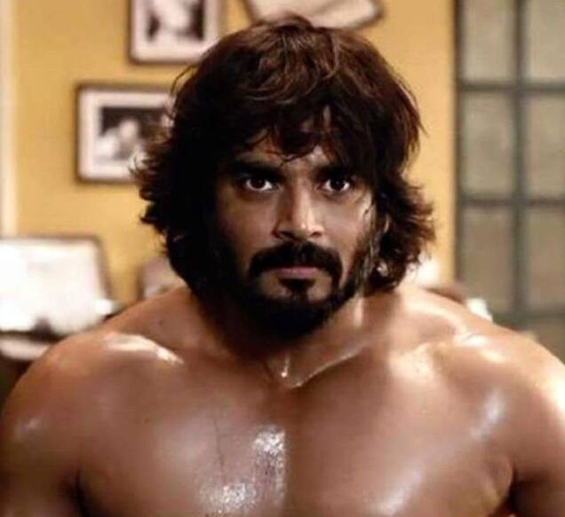 2015 ஆண்டிற்கான சிறந்த நடிகருக்கான விருதை இறுதிச்சுற்று திரைப்படத்திற்காக மாதவன் வென்றார்.