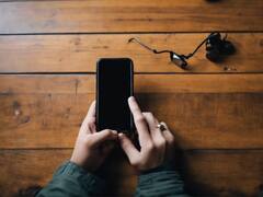 Women's Day 2024: महिला दिवस पर गिफ्ट करना चाहते हैं कोई शानदार गैजेट? यहां मिलेंगे बेस्ट ऑप्शन्स