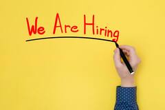 Sarkari Naukri: 10वीं पास पा सकते हैं ये गवर्नमेंट जॉब, आज के बाद नहीं मिलेगा मौका