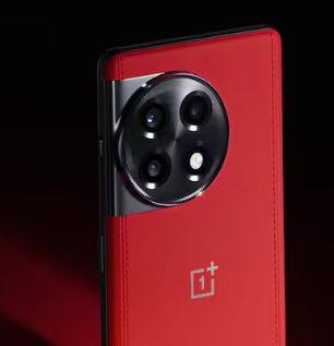 OnePlus 11R 5G ਵਿੱਚ 6.74-ਇੰਚ ਦੀ ਫਲੂਇਡ AMOLED ਸਕ੍ਰੀਨ, 120Hz ਦੀ ਰਿਫ੍ਰੈਸ਼ ਰੇਟ, HDR10+ ਸਪੋਰਟ, 1450 nits ਦੀ ਪੀਕ ਬ੍ਰਾਈਟਨੈੱਸ ਹੈ। ਇਸ ਦੇ ਰੀਅਰ 'ਚ 50MP+8MP+2MP ਟ੍ਰਿਪਲ ਕੈਮਰਾ ਸੈੱਟਅਪ, 16MP ਫਰੰਟ ਕੈਮਰਾ, Qualcomm Snapdragon 8+ Gen 1 SoC ਚਿੱਪਸੈੱਟ, 5,000mAh ਬੈਟਰੀ, 100W ਫਾਸਟ ਚਾਰਜਿੰਗ ਸਪੋਰਟ ਸਮੇਤ ਕਈ ਖਾਸ ਫੀਚਰਸ ਦਿੱਤੇ ਗਏ ਹਨ।