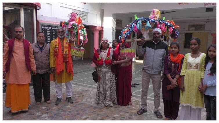 Mahashivratri 2024 Rajasthan devotees gathered in Shiva temples in Bharatpur ANN Mahashivratri 2024: 'बम-बम भोले' के जयकारे से गूंजा भरतपुर, गंगाजी से जल लेकर कांवड़ियों ने किया भोले का अभिषेक