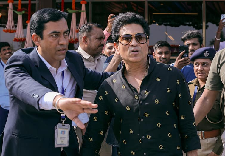 IPO boom aamir-khan-ajay-devgan-sachin-tendulkar-celebrities-making-big-money-in-shares IPO: এই কোম্পানিগুলিতে বিনিয়োগ রয়েছে সচিন, ক্যাটরিনার, লাভ পেয়েছেন বহুগুণ