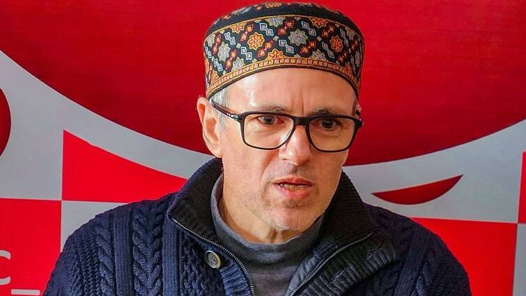 Lok Sabha Election Omar Abdullah claimed he left anantnag seat if rahul, sonia or priyanka gandhi contest election राहुल-प्रियंका या सोनिया लड़ें चुनाव तो छोड़ दूंगा उनके लिए अनंतनाग- उमर अब्दुल्ला का बयान