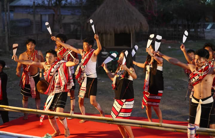 Traditional performances of Bihu and other folk songs and dances greeted Modi along the route. (Photo:X/@NarendraModi)