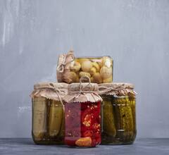 आम और मिर्ची के अलावा इन चीजों के भी बनते हैं अचार, पहले कभी सुना है?